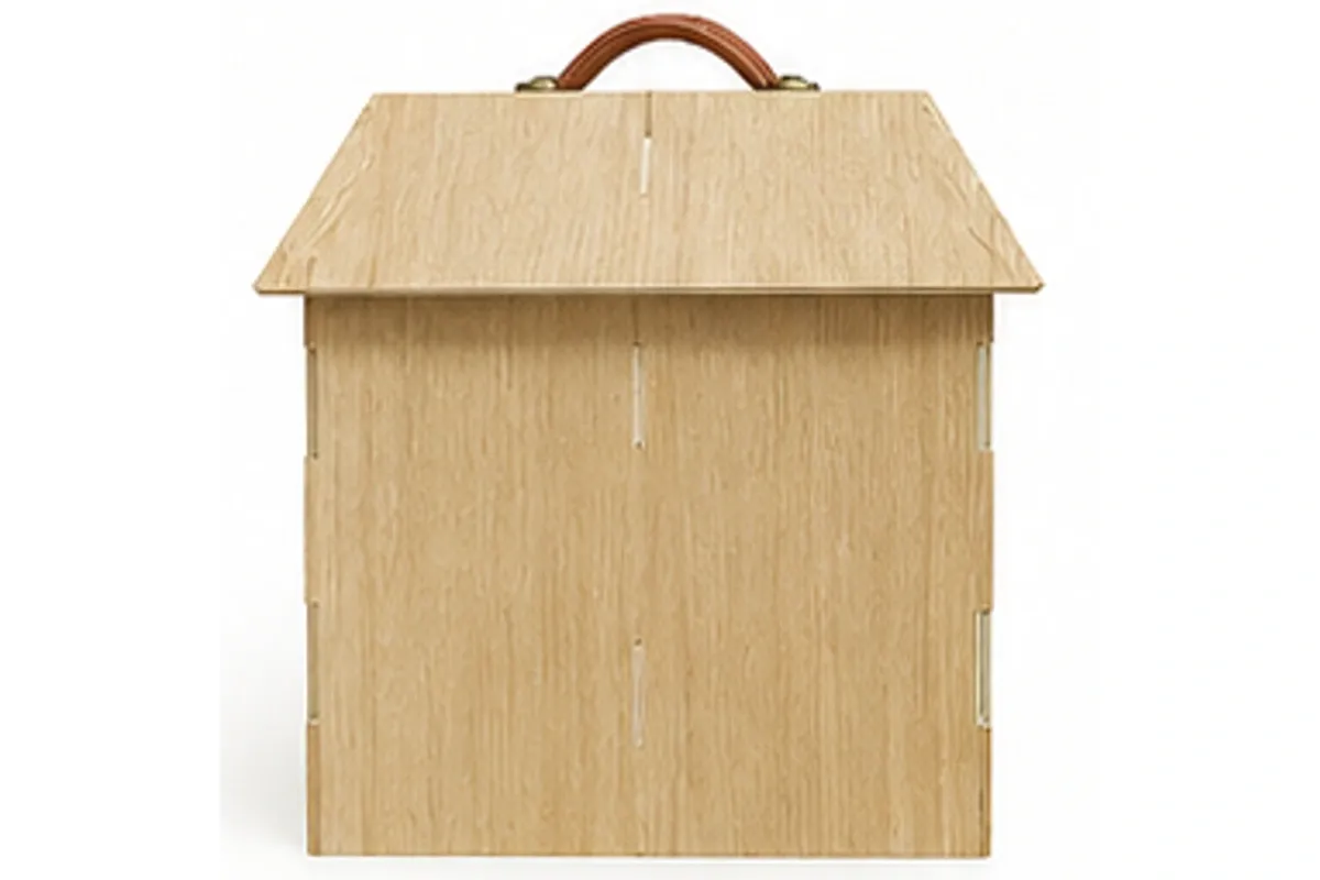 บ้านไม้จำลองพร้อมหูหิ้ว 35 × 40 × 45 ซม. — ด้านหลัง
